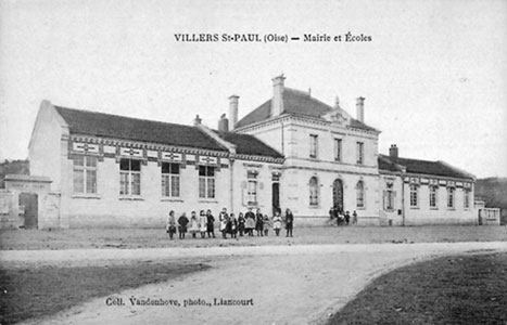 La cérémonie d'inauguration de la Mairie a lieu le 29 octobre 1905 .