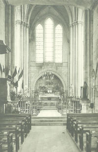 eglise_interieur-XXe medium.jpg